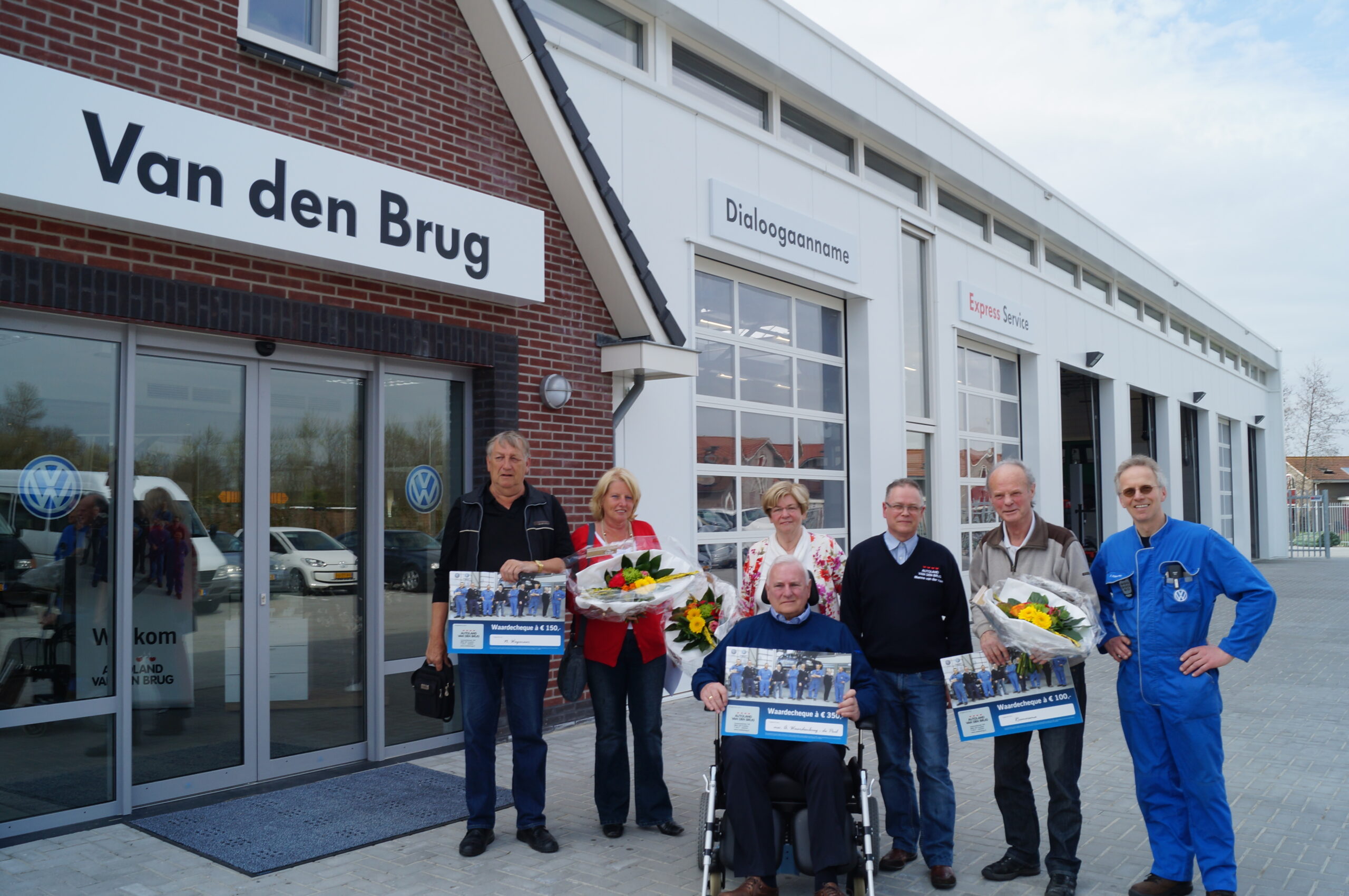 Prijsuitreiking Autoland van den Brug