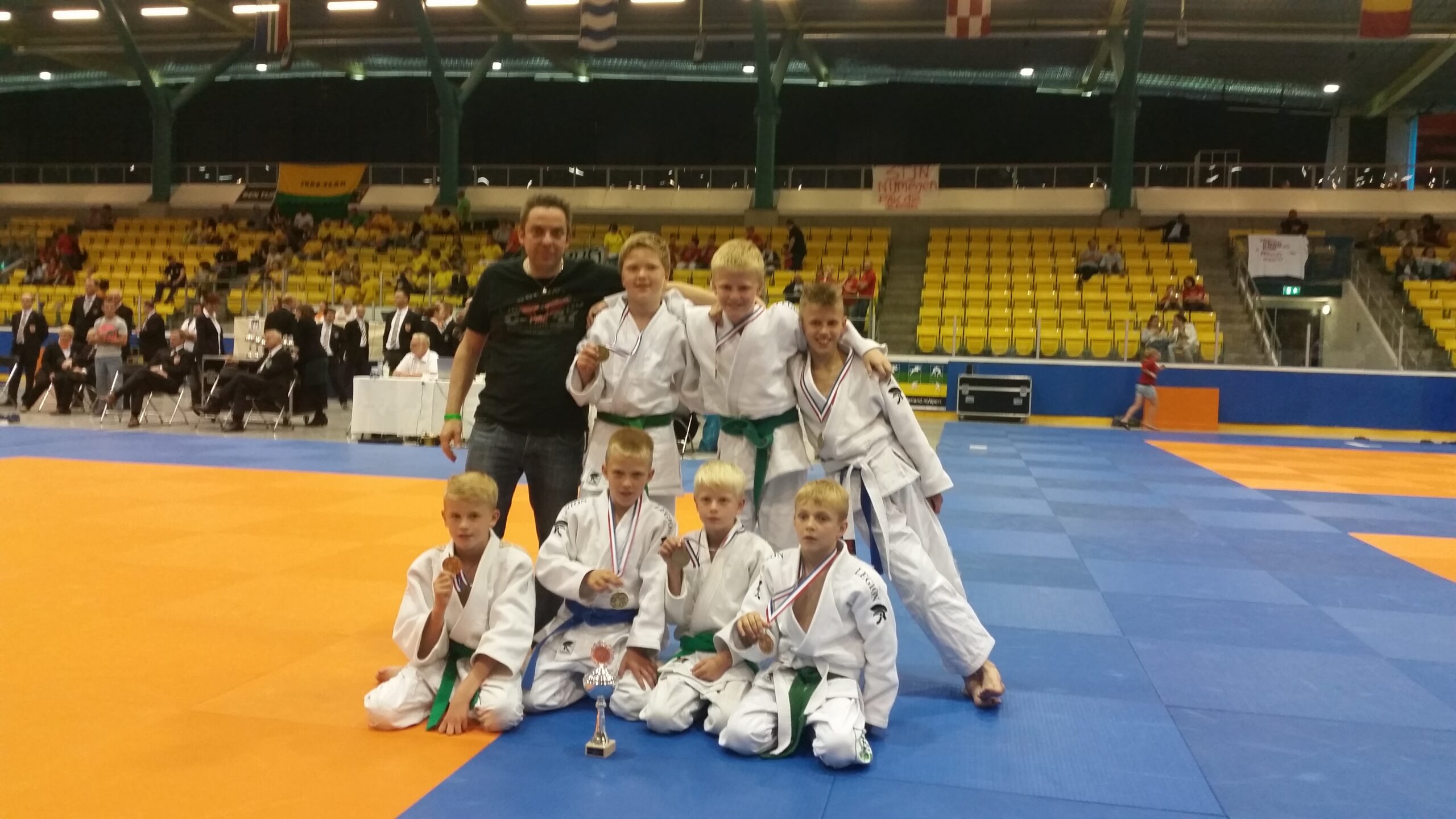 NK teams 2015 team met coach John Poelstra