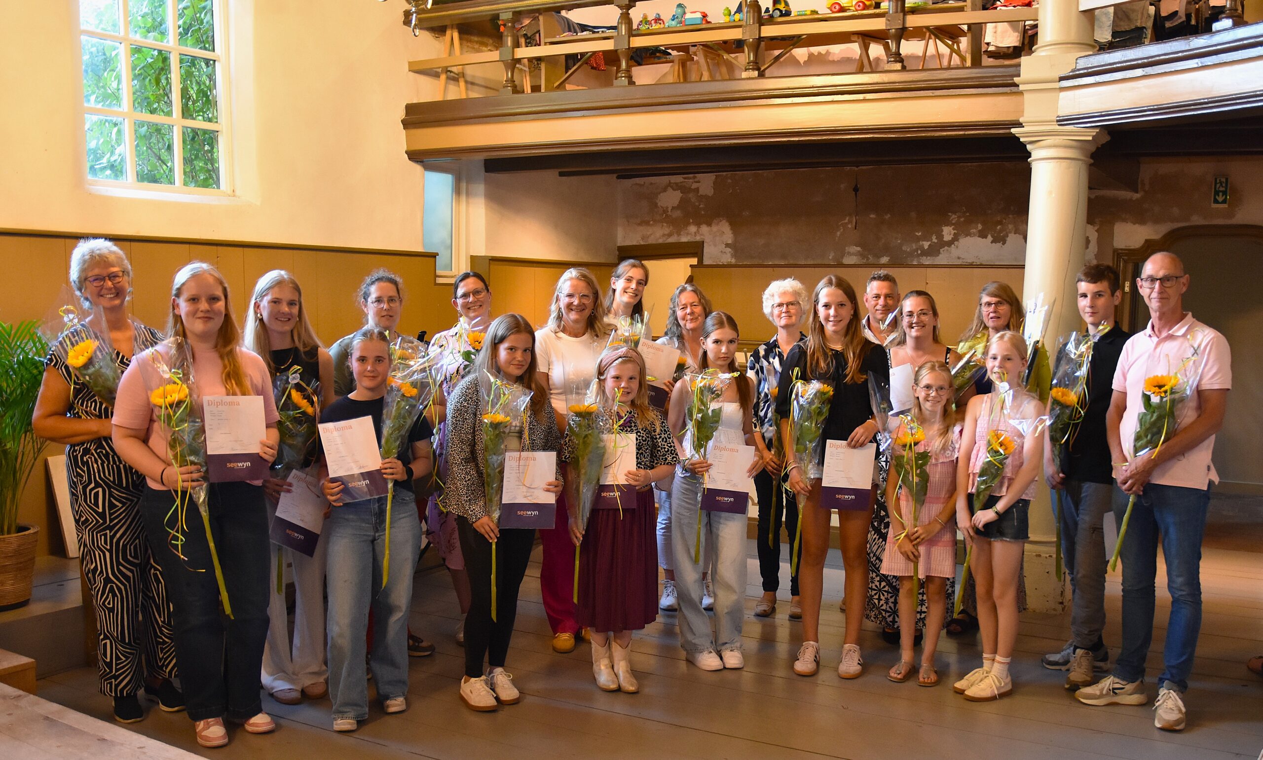 Feestelijke diploma-uitreiking van Seewyn Kunsteducatie