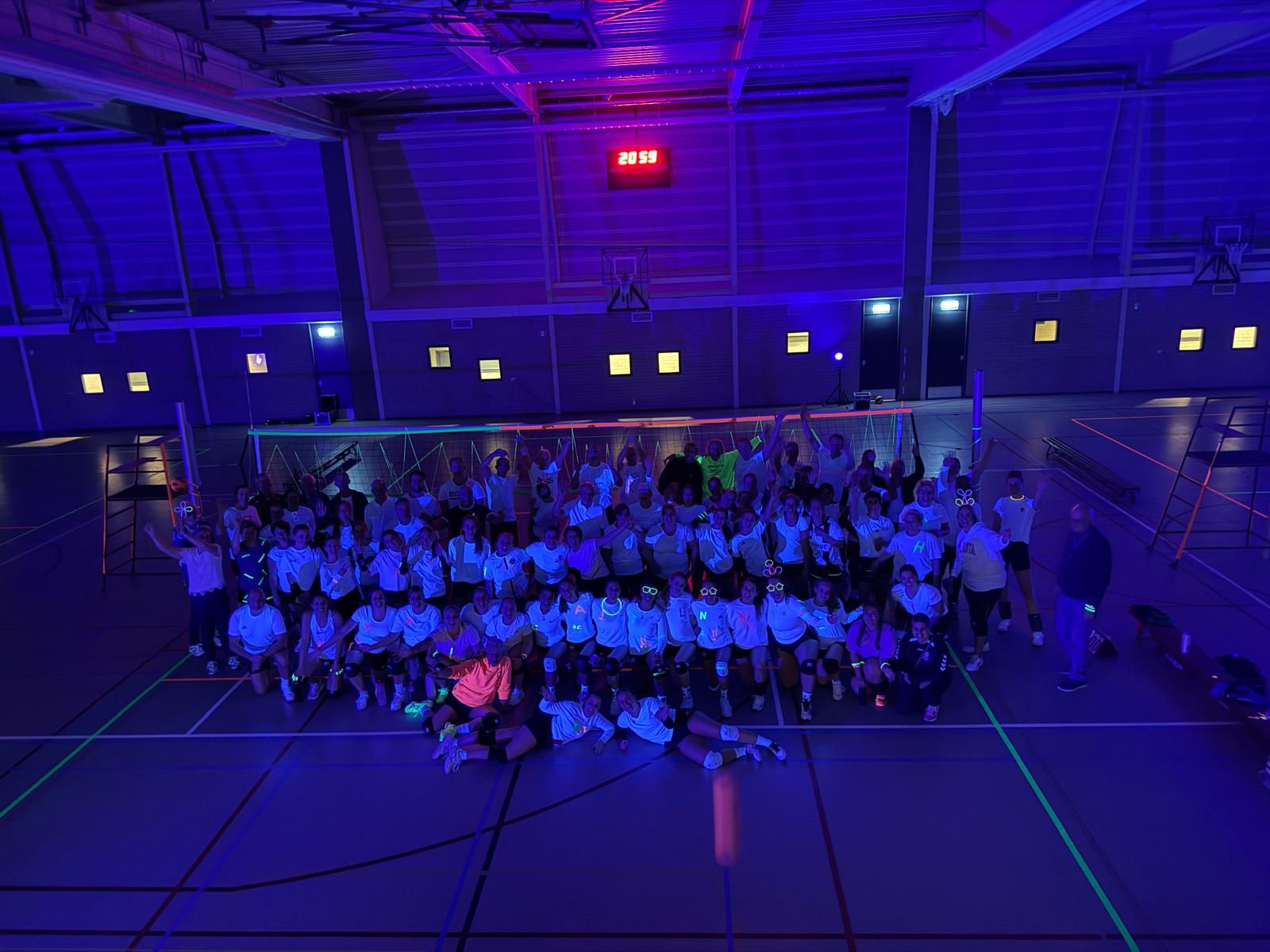 Glow in the dark en veel gezelligheid bij kersttoernooi DOSKO-Acta