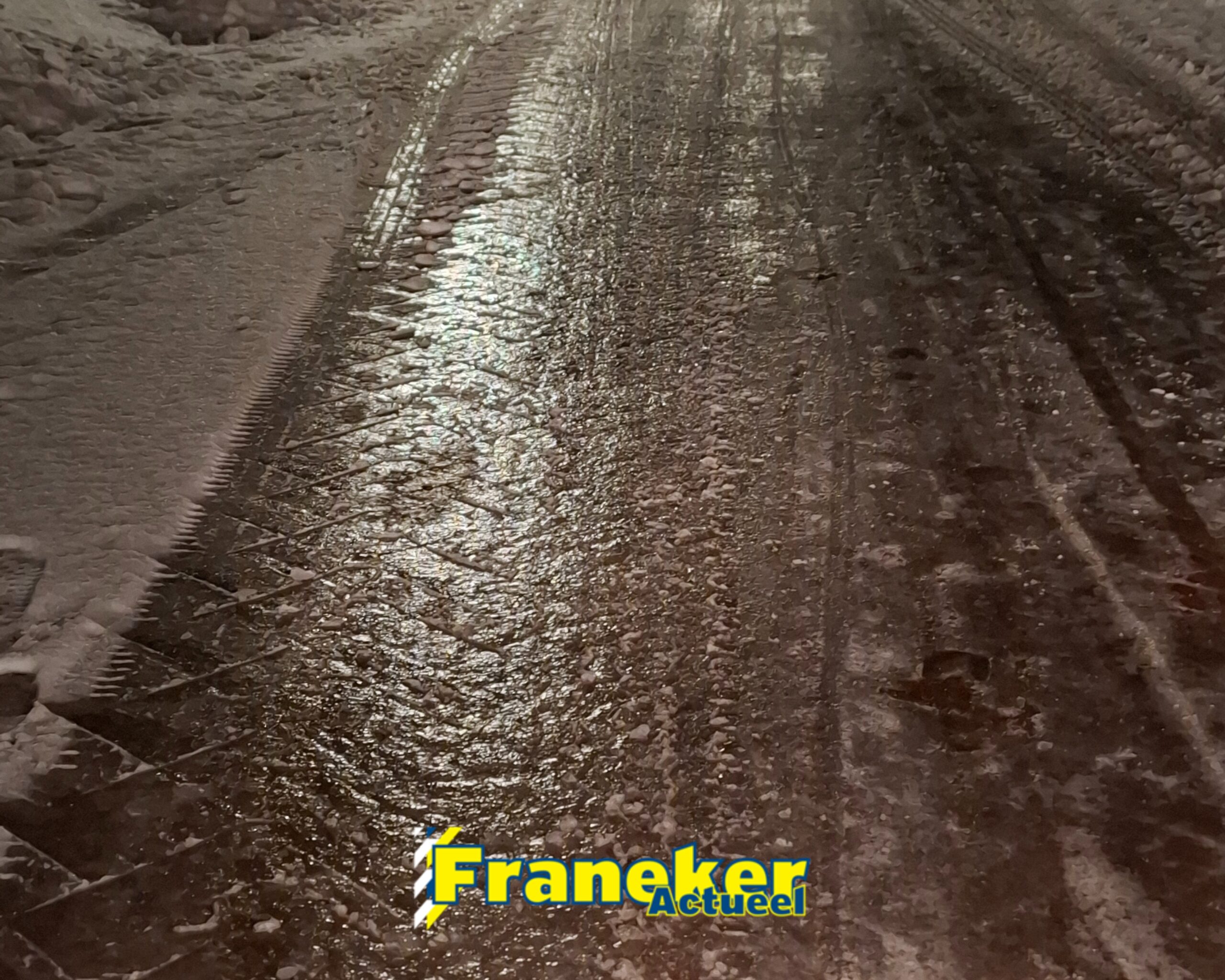 Waarschuwing: verraderlijke dooi zorgt voor spekgladde wegen