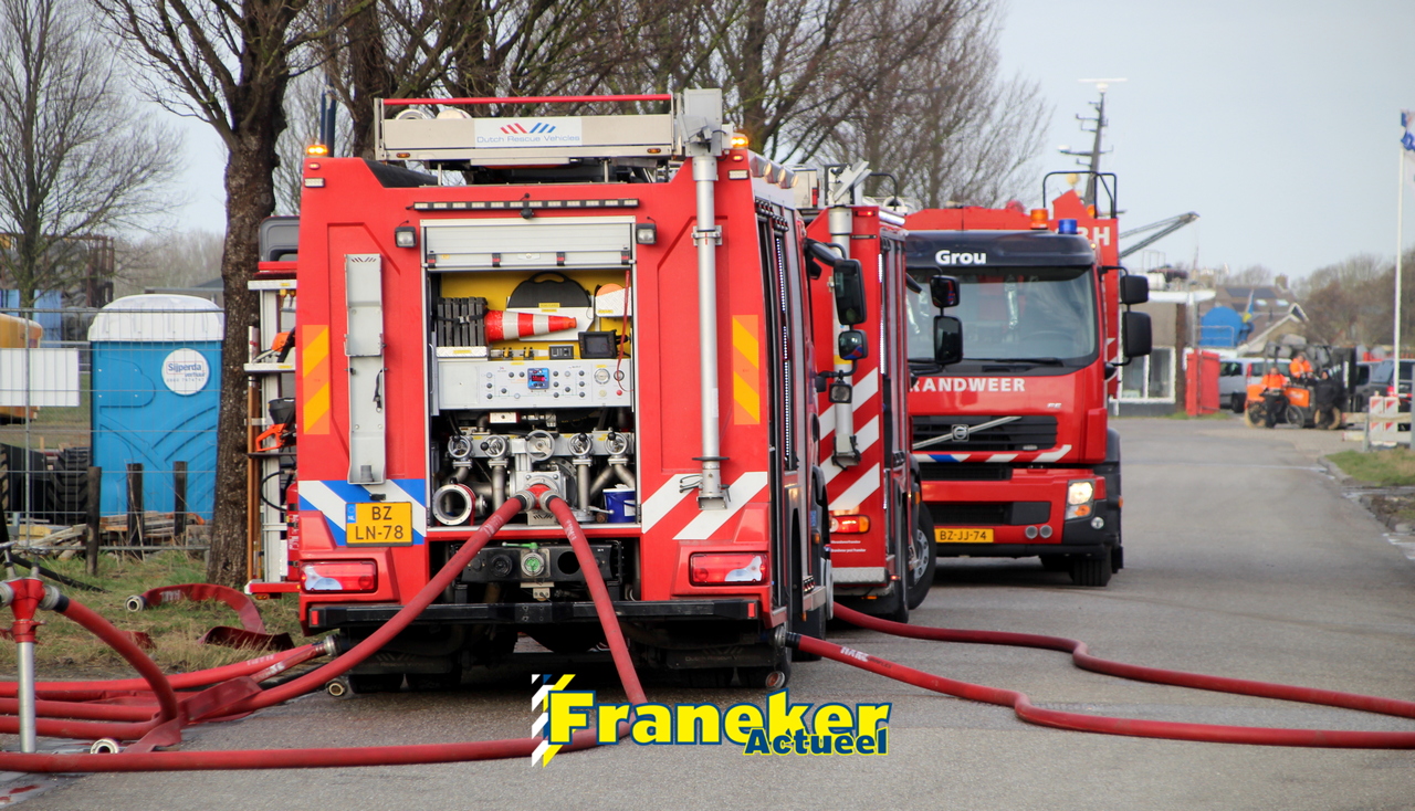 Brandweer heeft machinebrand snel onder controle