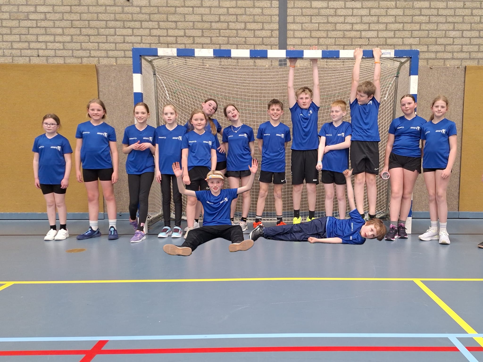 Jupiterjeugd actief bij Friese handbalmiddag in Stiens