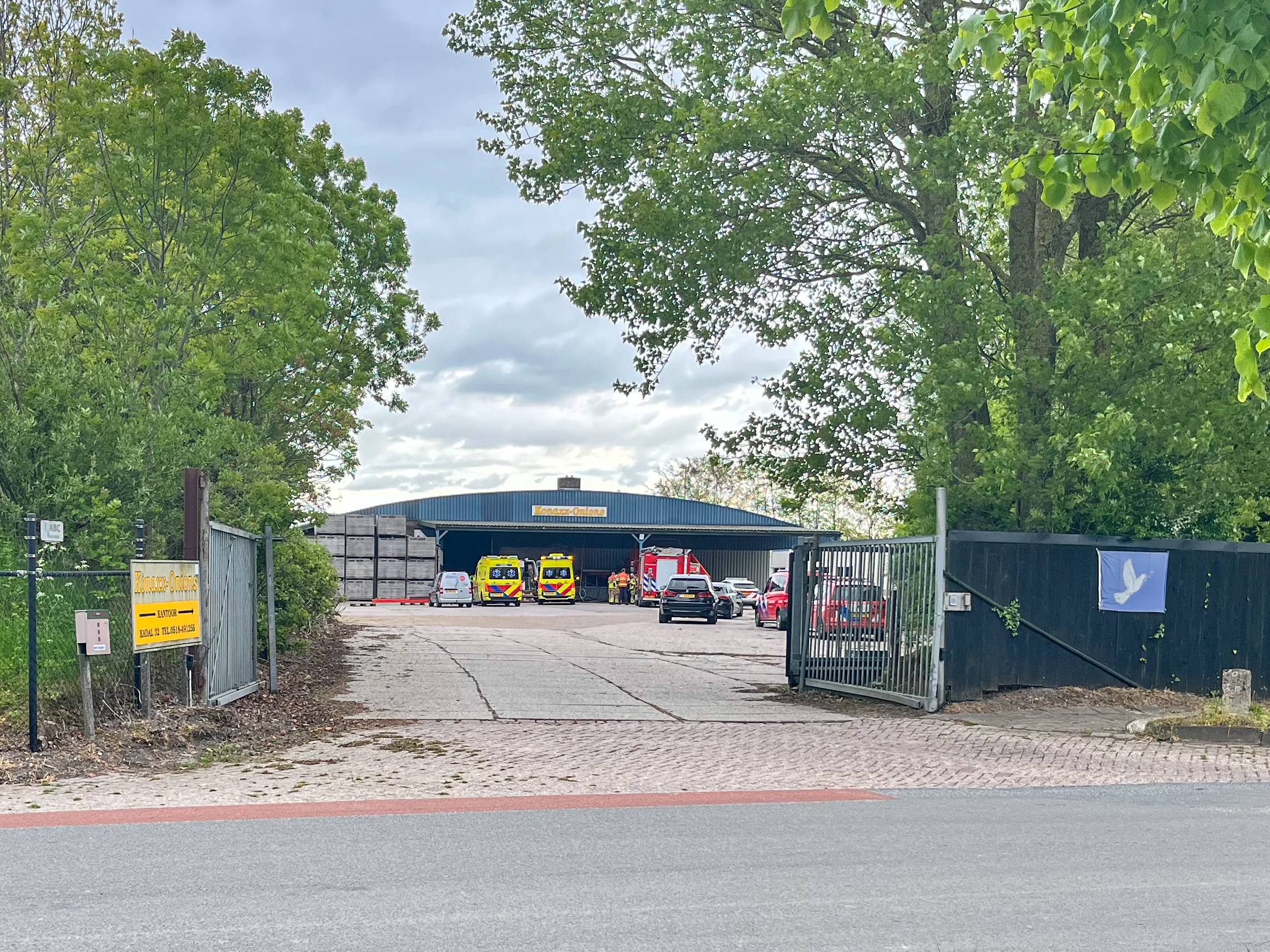 Meerdere hulpdiensten ingezet bij incident aan de Kadal in St.-Jacobiparochie