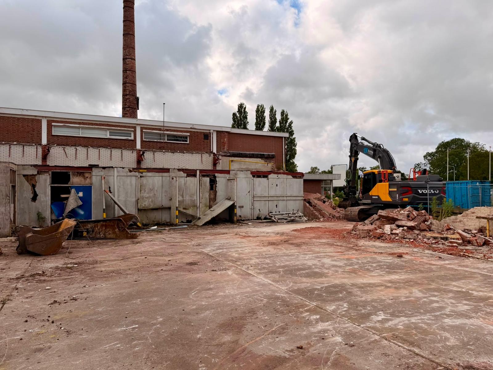 Sloop voormalig Vlietstra-terrein gestart: nieuwbouw Nij Fristho komt steeds dichterbij